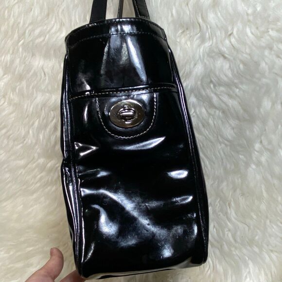 Patent Leather Shiny Coach Tote Bag - Picture 11 of 12